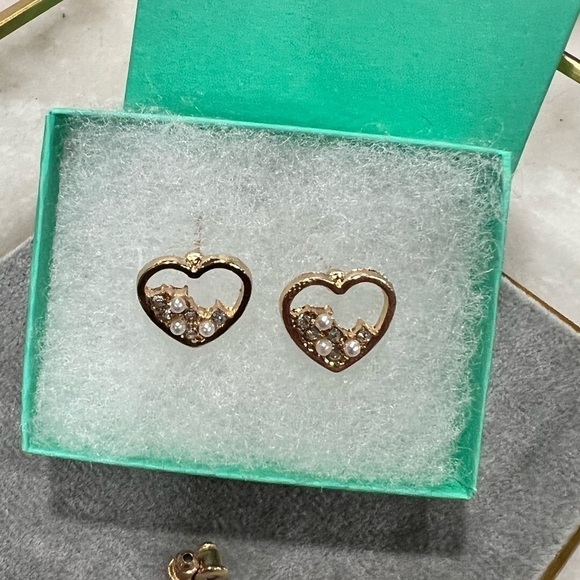 Romantic Hollow Heart CZ and Pearl Stud Earrings - Picture 3 of 5